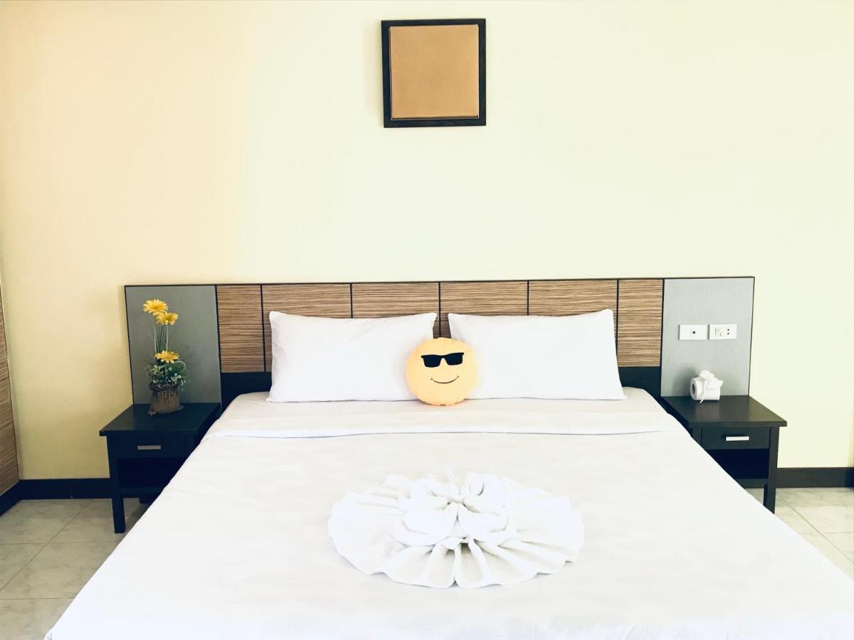 ME Hotel Beach View Patong Exterior foto